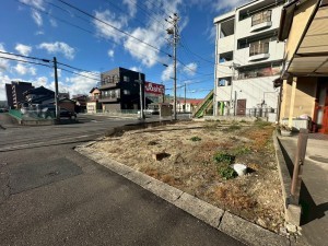 一宮市篭屋、土地の画像です
