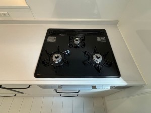 一宮市伝法寺、中古一戸建てのキッチン画像です
