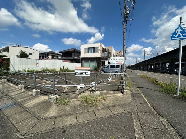 一宮市花池、土地の前面道路を含む現地写真画像です