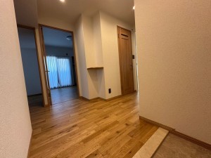 一宮市枠杁町、マンションの画像です