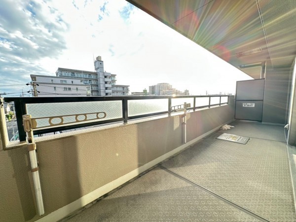 一宮市枠杁町、マンションのバルコニー画像です