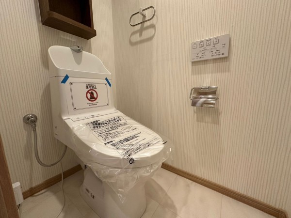 一宮市枠杁町、マンションのトイレ画像です