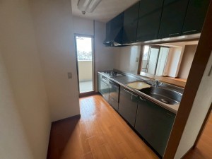 一宮市文京、マンションの画像です