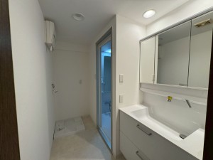 一宮市八幡、マンションの画像です