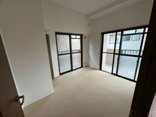 一宮市小信中島、マンションの画像です