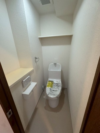 一宮市小信中島、マンションの画像です