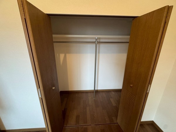 一宮市小信中島、マンションの画像です