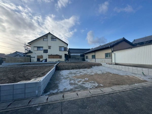 一宮市三ツ井、新築一戸建ての画像です