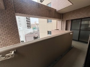 広島市西区横川町、マンションのバルコニー画像です