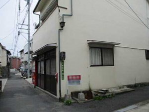 広島市西区草津本町、中古一戸建ての外観画像です