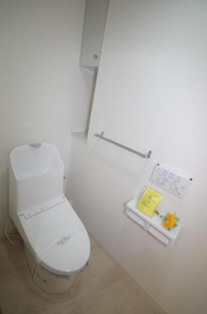 広島市西区草津南、マンションのトイレ画像です