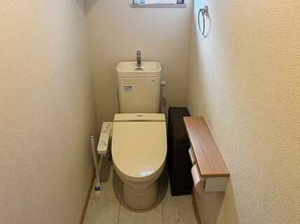 広島市西区田方、中古一戸建てのトイレ画像です
