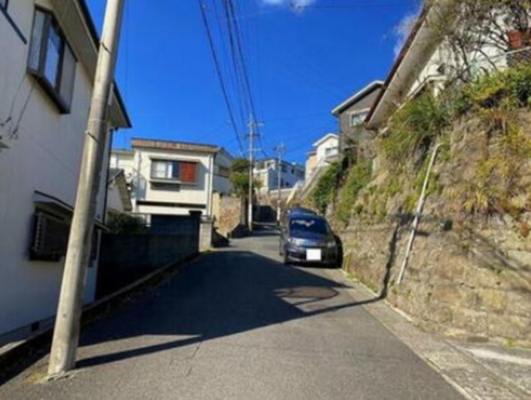 鹿児島市南新町、土地の前面道路を含む現地写真画像です