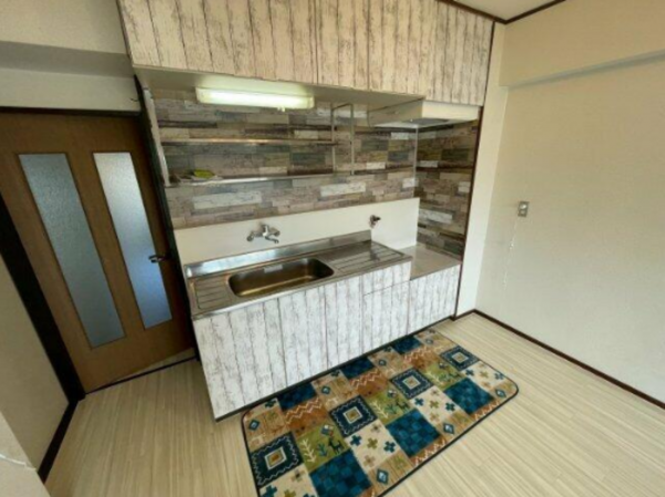 鹿児島市唐湊、マンションの画像です