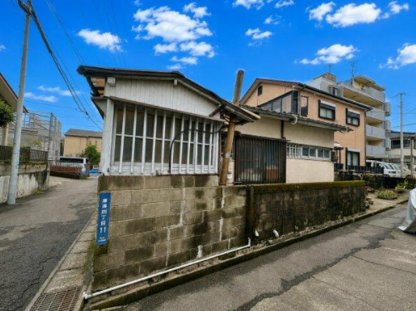 鹿児島市唐湊、中古一戸建ての画像です