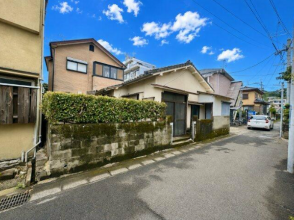 鹿児島市唐湊、中古一戸建ての画像です
