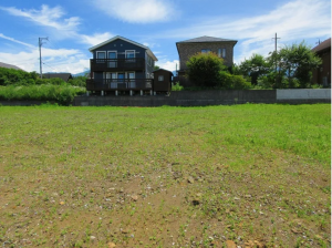 茅野市泉野、土地の画像です