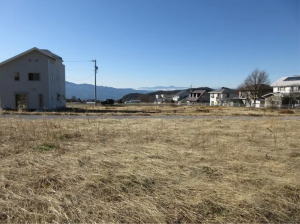 茅野市泉野、土地の画像です