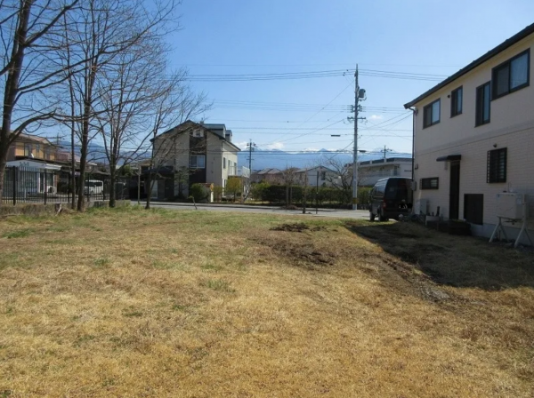 茅野市中大塩、土地の画像です