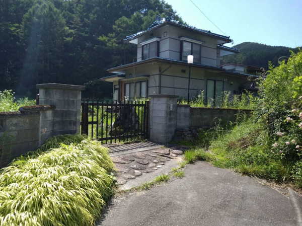 茅野市本町、土地の画像です