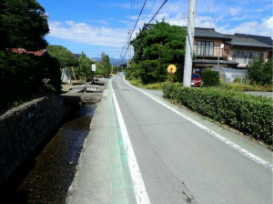 諏訪市、土地の画像です