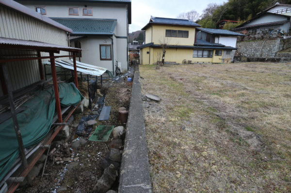 茅野市米沢、土地の画像です