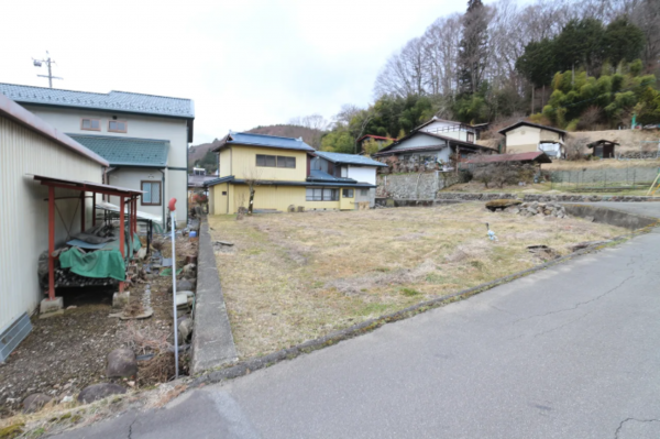 茅野市米沢、土地の画像です