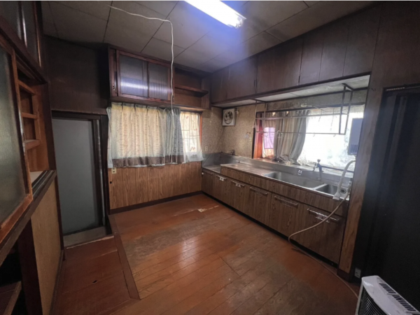 諏訪市、中古一戸建ての画像です