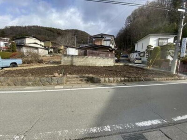 諏訪市、土地の画像です