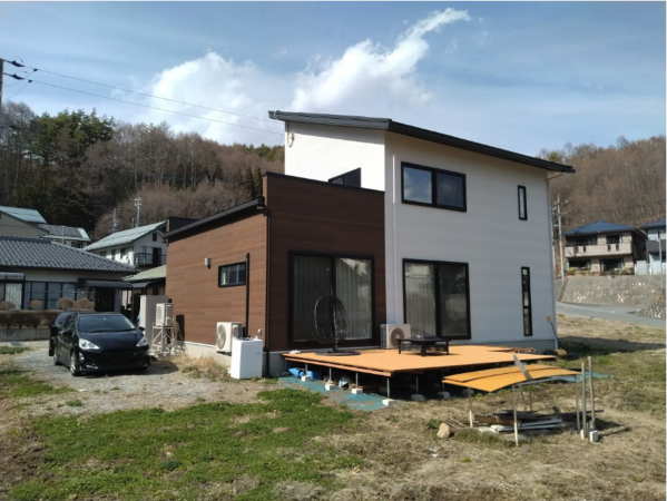 茅野市ちの、中古一戸建ての画像です