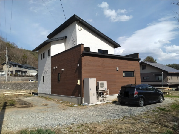 茅野市ちの、中古一戸建ての画像です