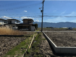 諏訪市、土地の画像です