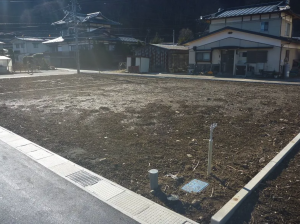 諏訪市、土地の画像です