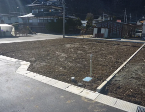 諏訪市、土地の画像です