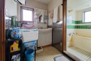 諏訪市大手、中古一戸建ての画像です