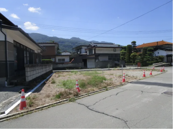 茅野市宮川、土地の画像です