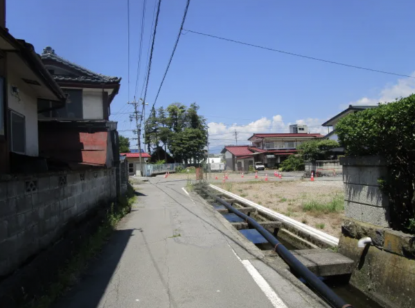 茅野市宮川、土地の画像です