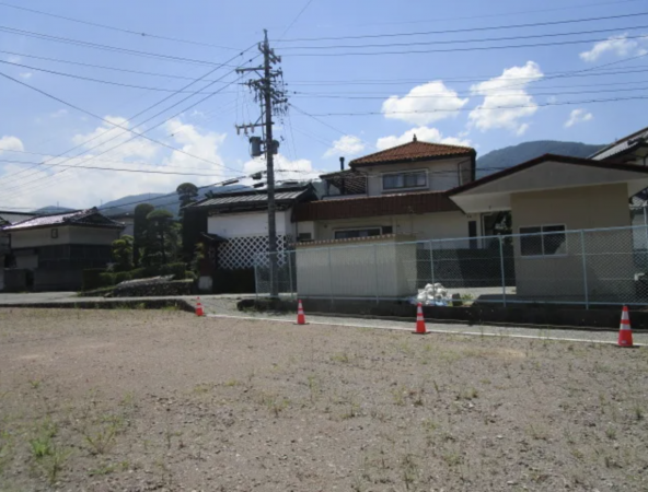 茅野市宮川、土地の画像です