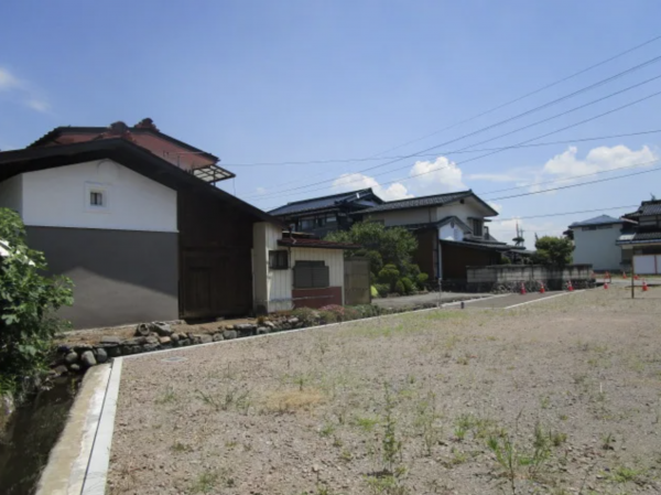 茅野市宮川、土地の画像です
