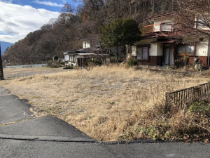 諏訪市、土地の画像です