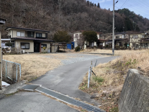 諏訪市、土地の画像です