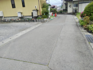 諏訪市、土地の画像です