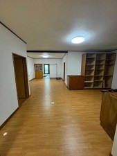 諏訪郡原村、中古一戸建ての画像です