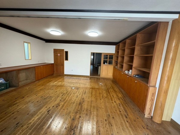 諏訪郡原村、中古一戸建ての画像です