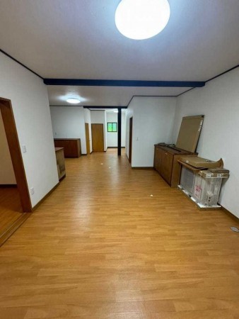 諏訪郡原村、中古一戸建ての画像です