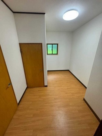 諏訪郡原村、中古一戸建ての画像です