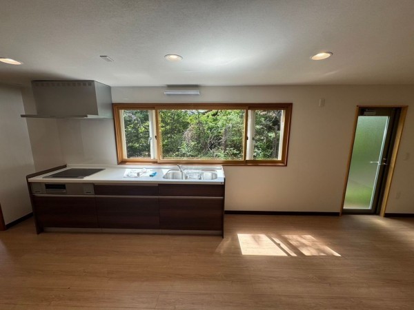 諏訪郡原村、中古一戸建ての画像です