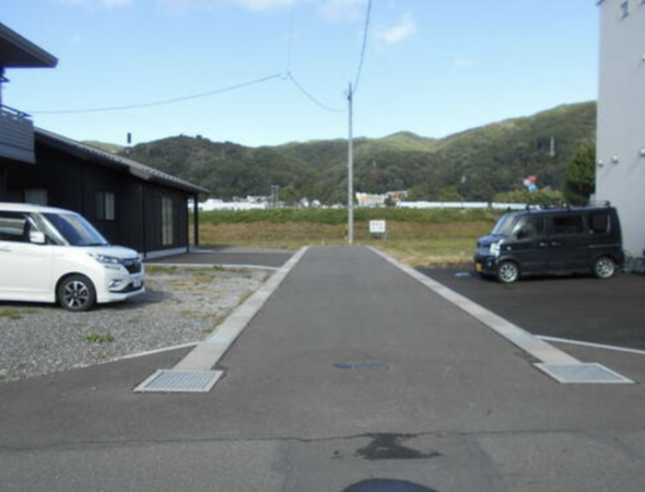 諏訪市、土地の画像です