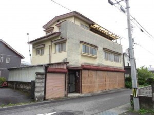 諏訪郡下諏訪町緑町、中古一戸建ての画像です