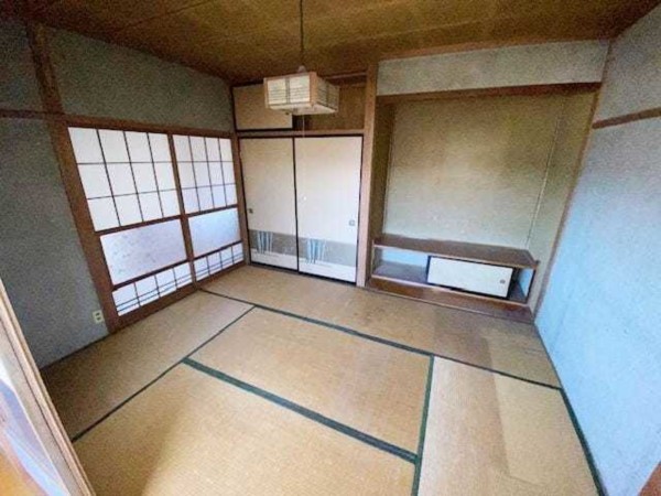 諏訪郡下諏訪町緑町、中古一戸建ての画像です